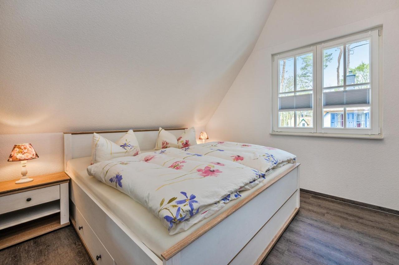 Reetdachhaus Am Haff Mit Sauna, Terrasse, Wlan Zirchow Экстерьер фото