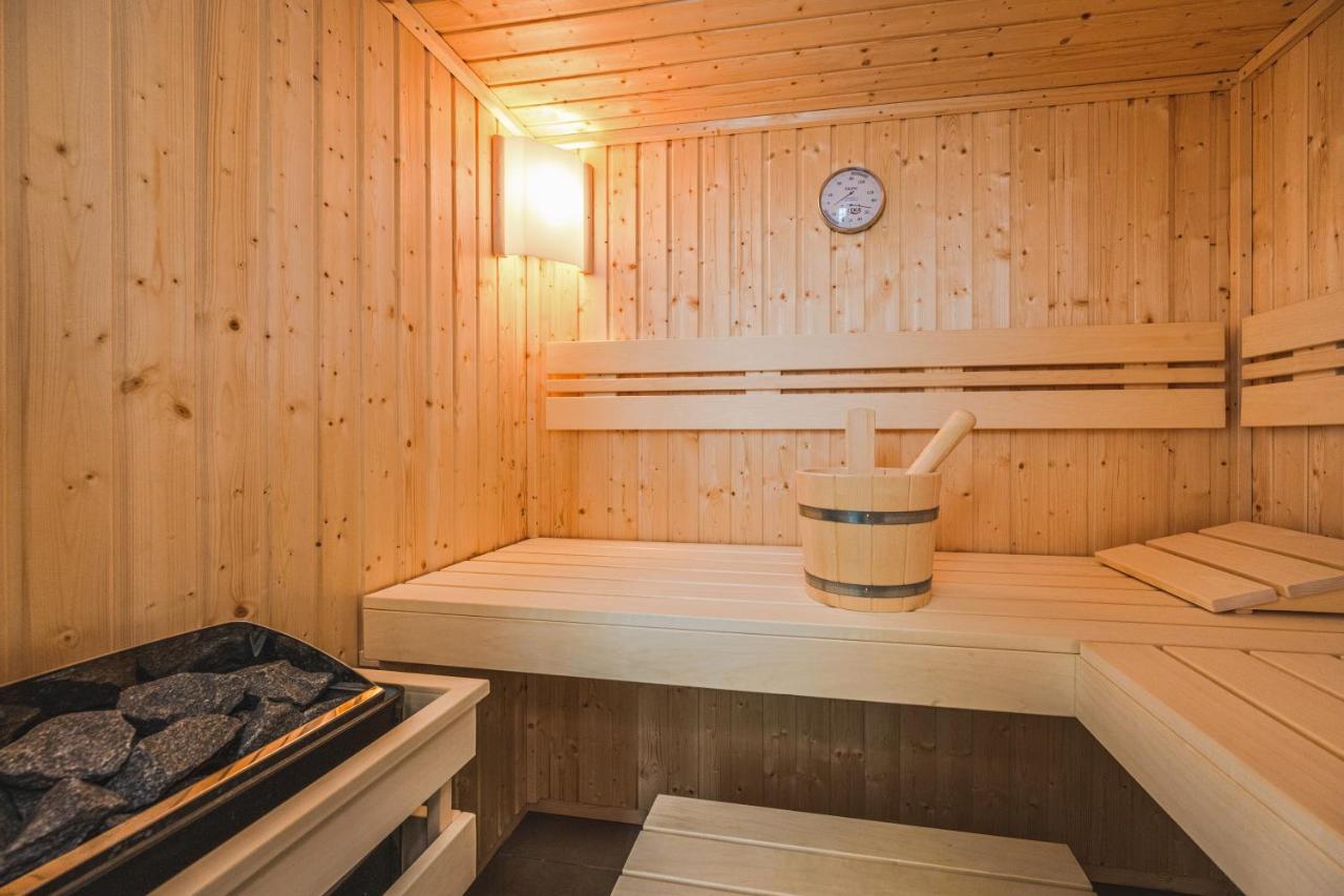Reetdachhaus Am Haff Mit Sauna, Terrasse, Wlan Zirchow Экстерьер фото